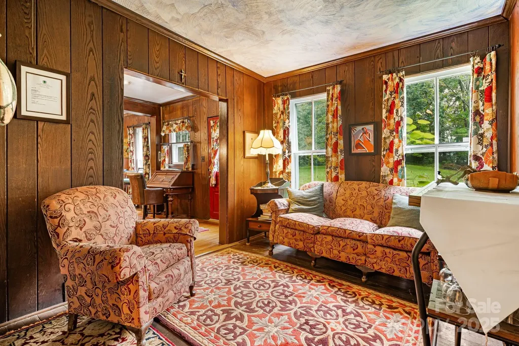 1186 Old Us 70 Highway Black Mountain NC 28711