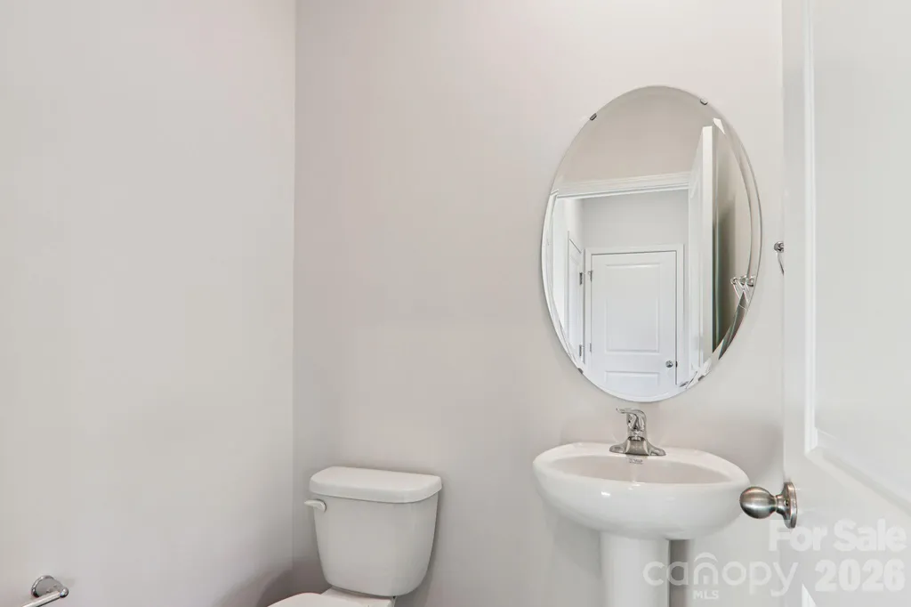 823 Adelston Lane Asheville NC 28804