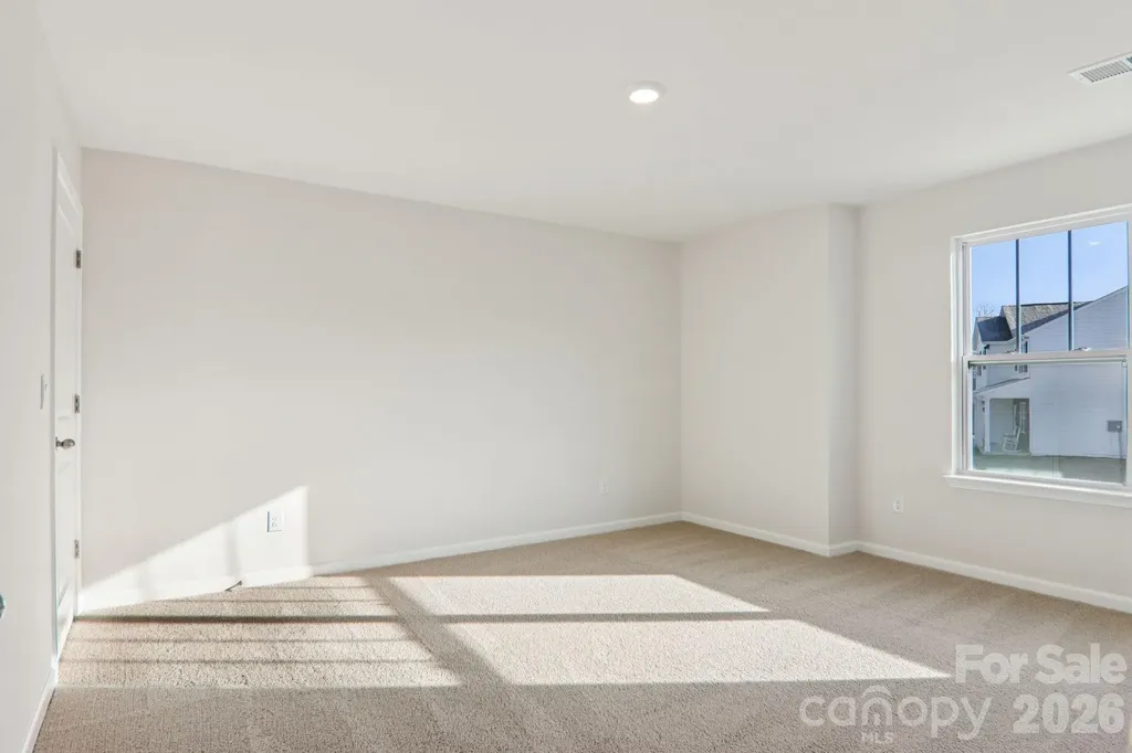 823 Adelston Lane Asheville NC 28804