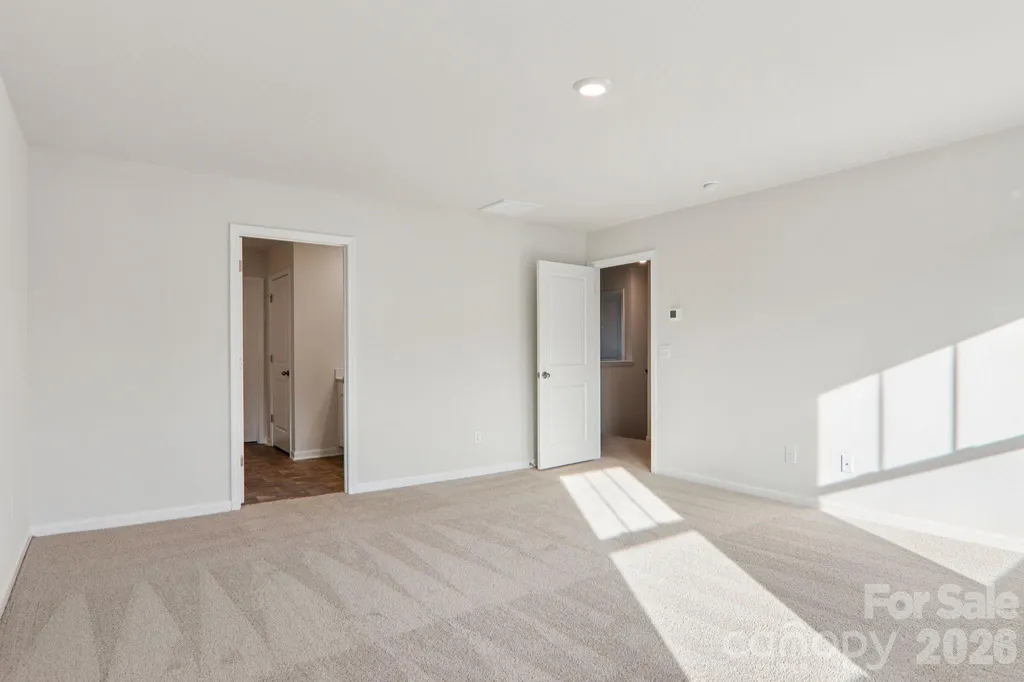 823 Adelston Lane Asheville NC 28804
