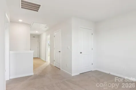 823 Adelston Lane Asheville NC 28804