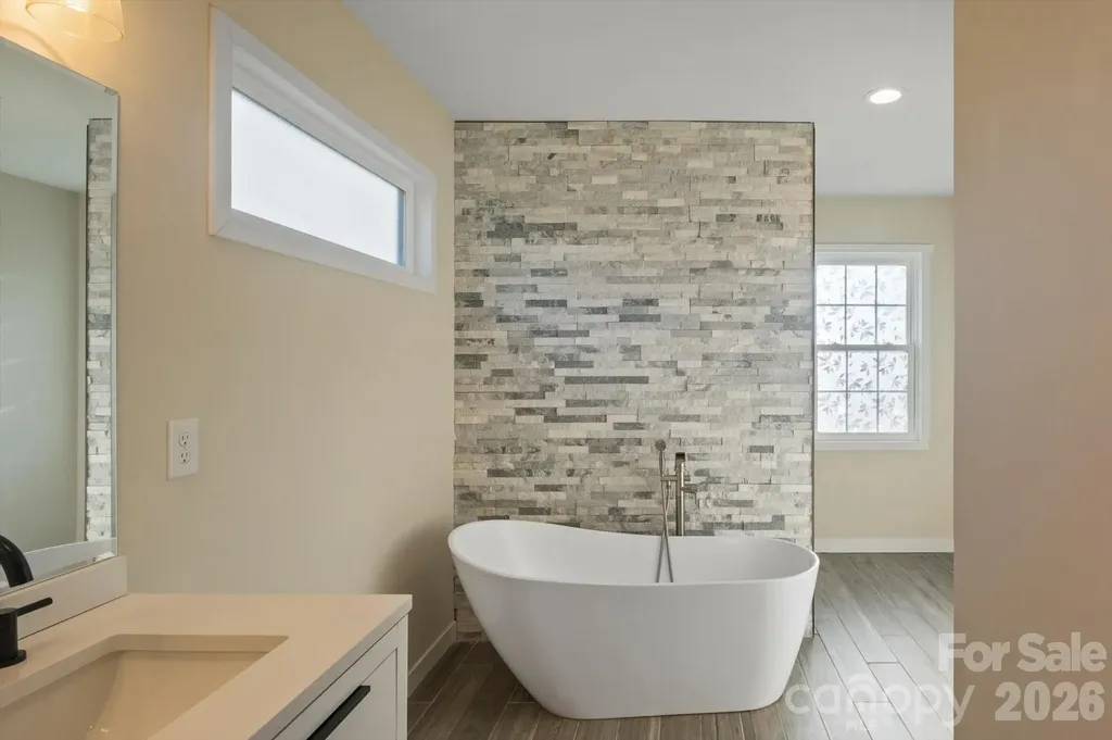 78 Grace Estates Drive Marion NC 28752