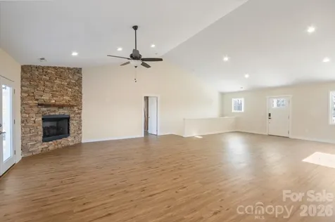 78 Grace Estates Drive Marion NC 28752