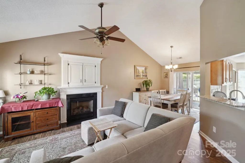 8105 Castlemaine Drive Matthews NC 28104