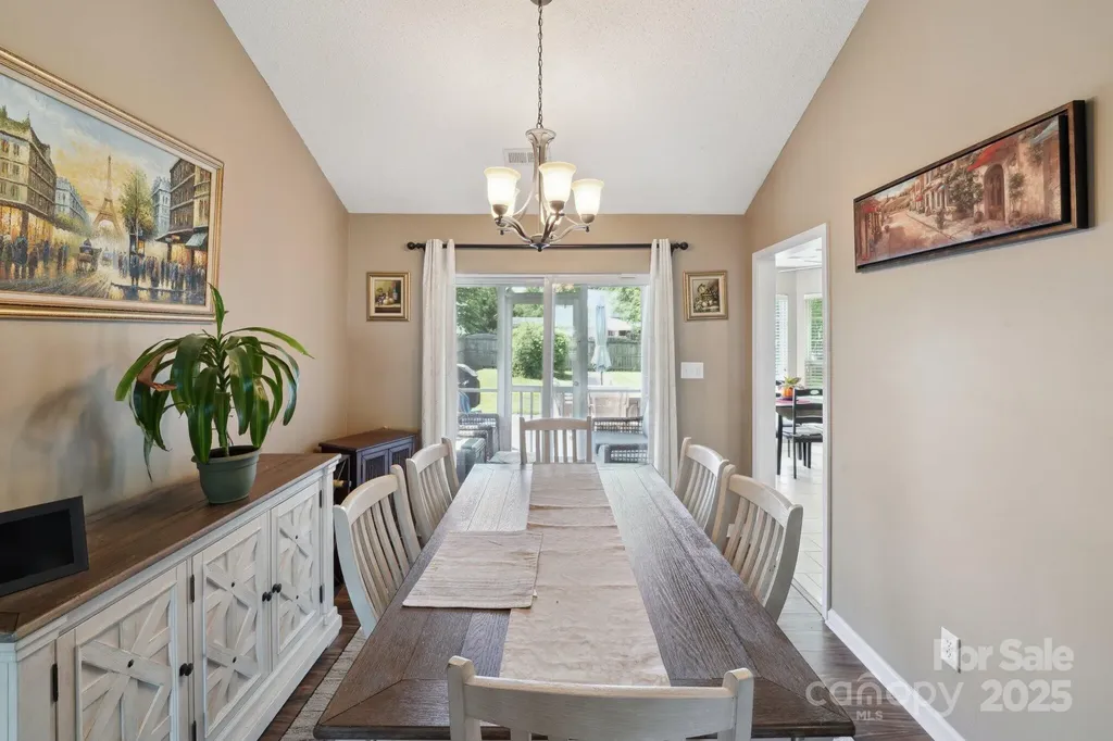 8105 Castlemaine Drive Matthews NC 28104