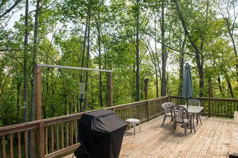 120 Powderhorn Drive Burnsville NC 28714