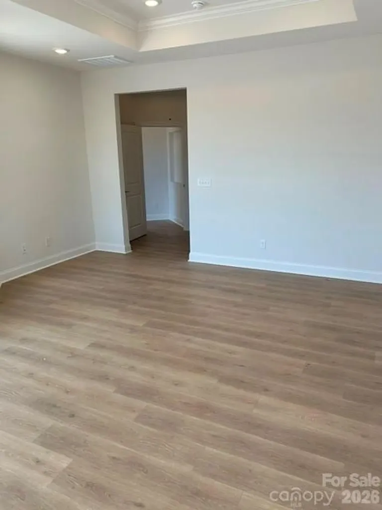 4185 Creek Bridge Circle Charlotte NC 28213