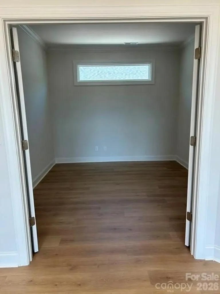 4185 Creek Bridge Circle Charlotte NC 28213