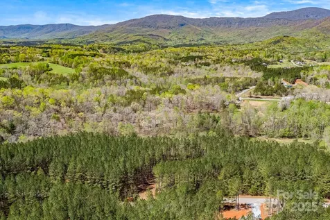 19 Sunset Drive Mill Spring NC 28756