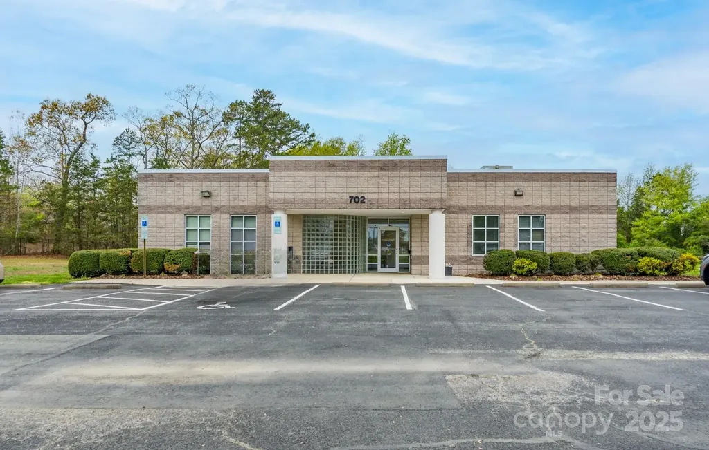 702 Henson Street Albemarle NC 28001