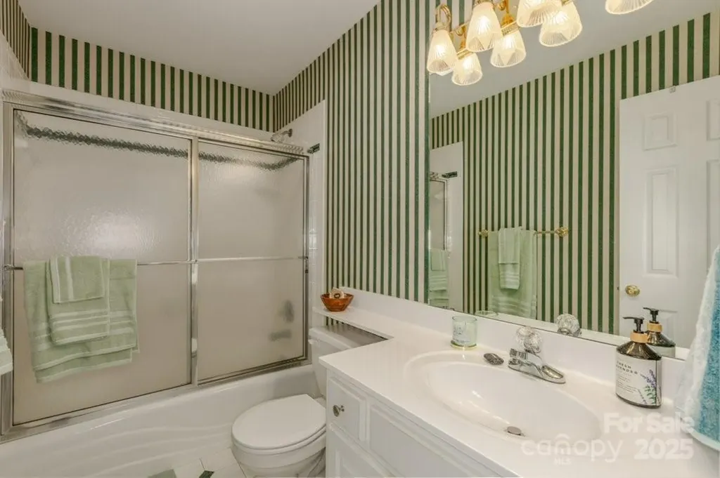 56 Lake Mist Court Nebo NC 28761