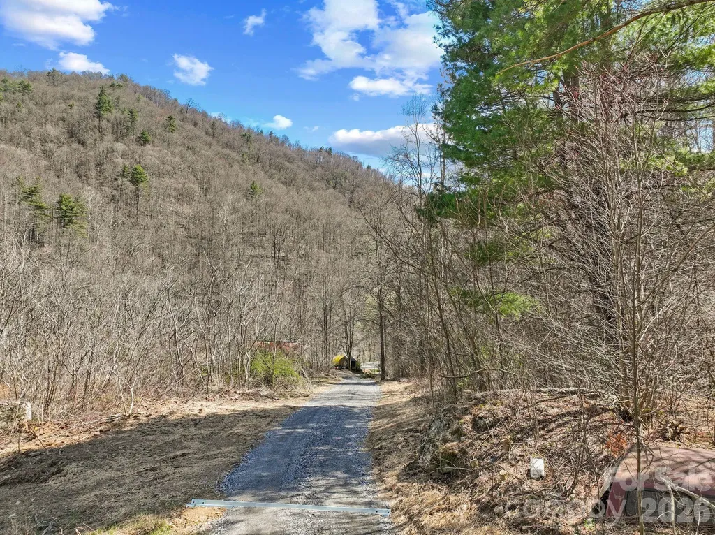 902 Spillcorn Road Marshall NC 28753