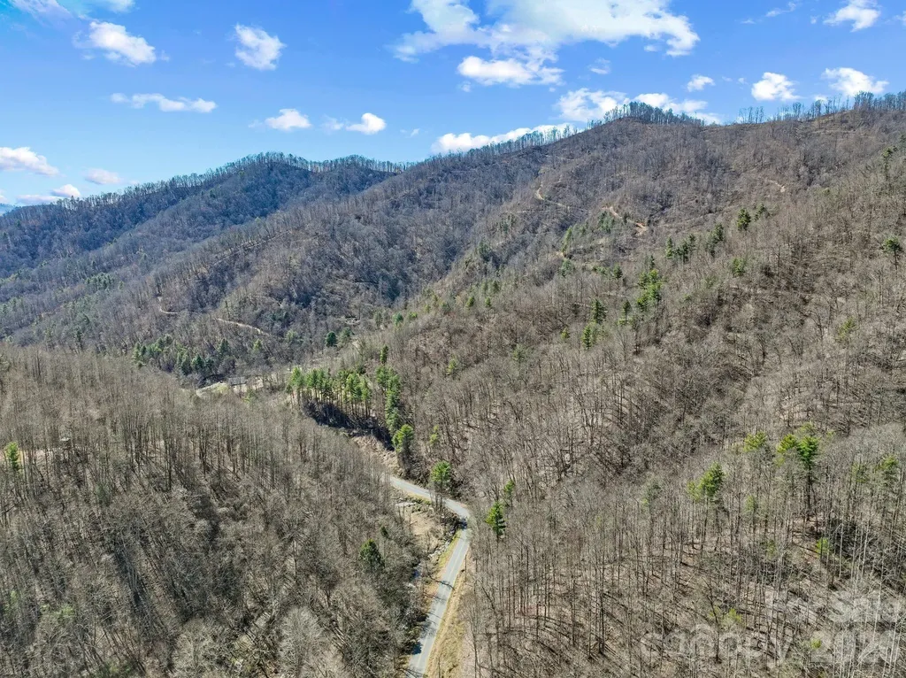 902 Spillcorn Road Marshall NC 28753