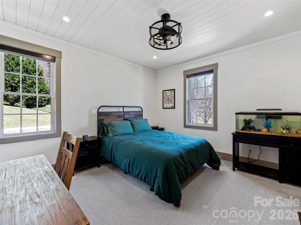 59 W Bradford Hill Road Mills River NC 28759