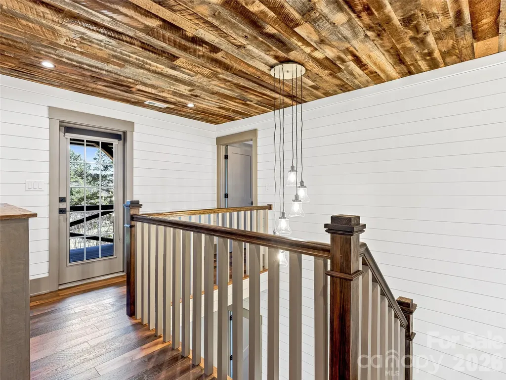 59 W Bradford Hill Road Mills River NC 28759