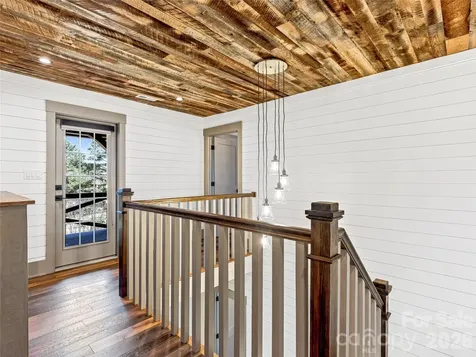 59 W Bradford Hill Road Mills River NC 28759
