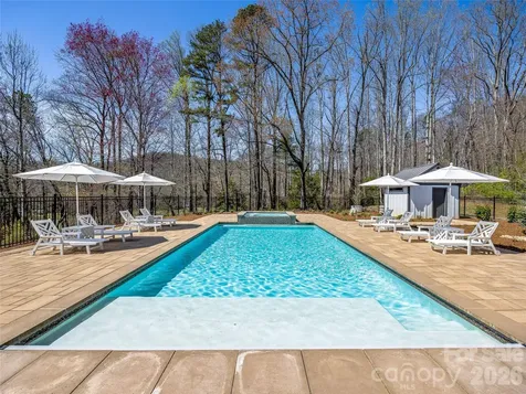 59 W Bradford Hill Road Mills River NC 28759
