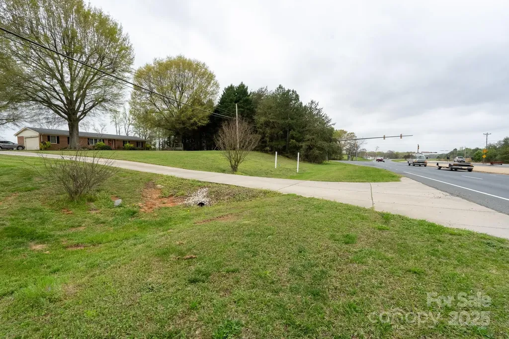 6760 Nc Hwy 24/27 Highway Midland NC 28107