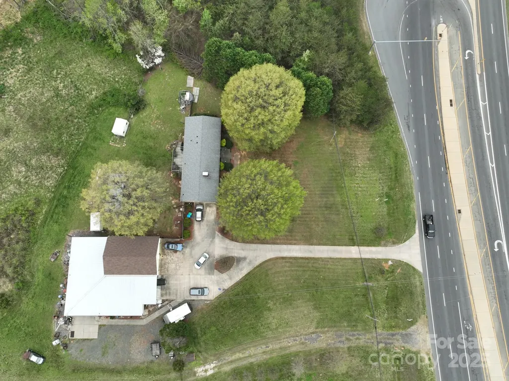 6760 Nc Hwy 24/27 Highway Midland NC 28107