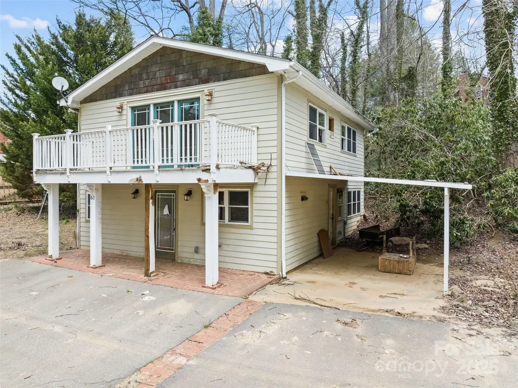 61 Riverbend Road Canton NC 28716