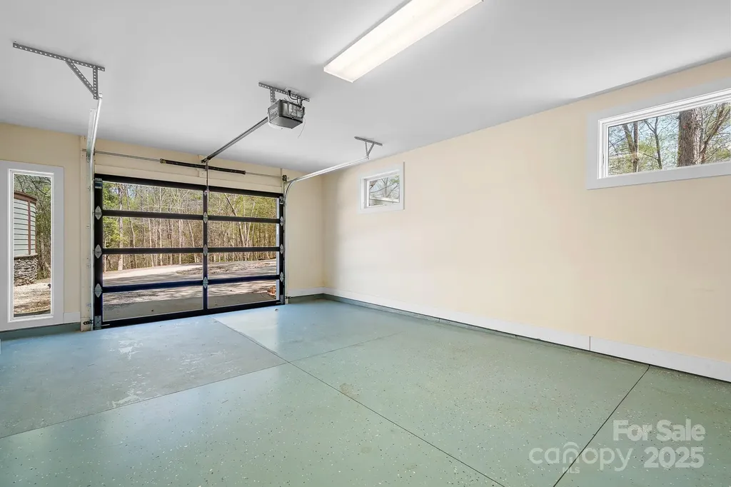 3249 Ivey Creek Road Maiden NC 28650