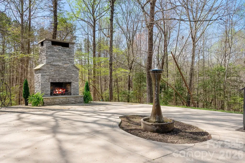 3249 Ivey Creek Road Maiden NC 28650