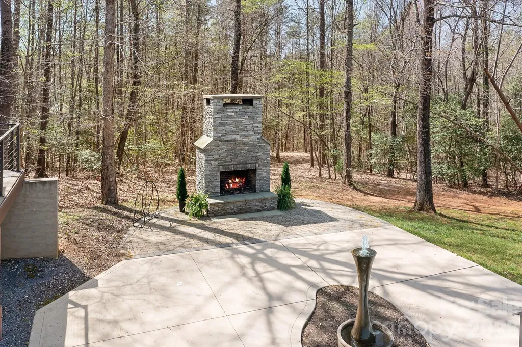 3249 Ivey Creek Road Maiden NC 28650