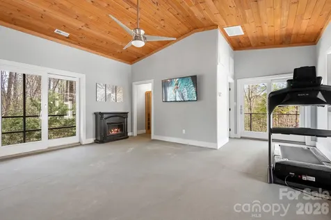 3249 Ivey Creek Road Maiden NC 28650