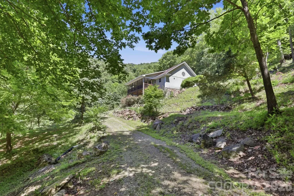 337 Roberson School Road Moravian Falls NC 28654