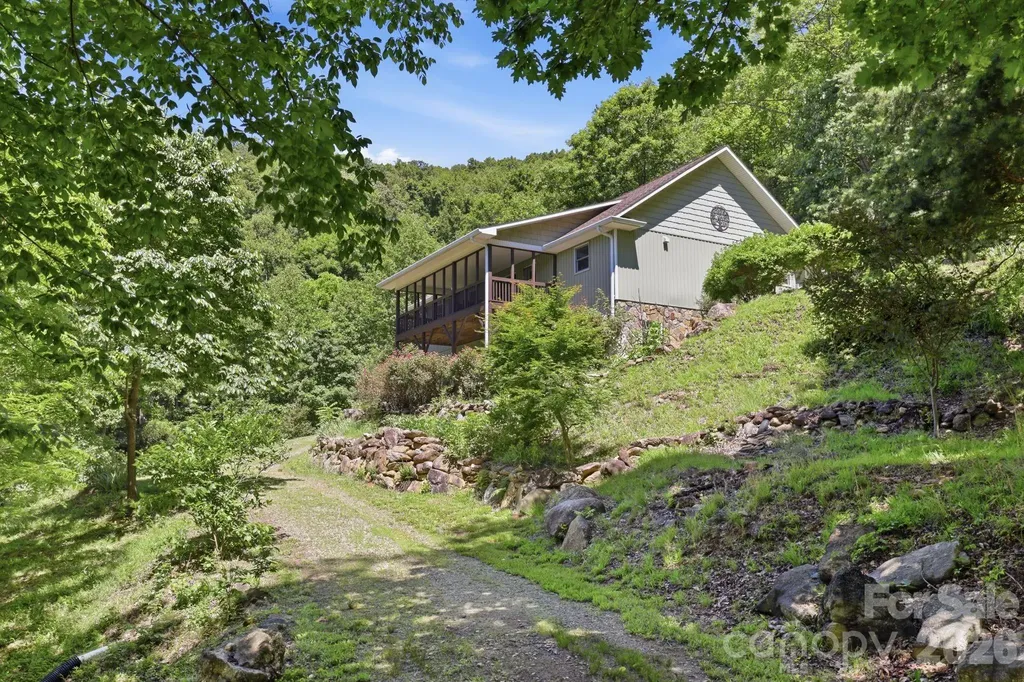 337 Roberson School Road Moravian Falls NC 28654