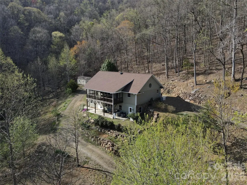 337 Roberson School Road Moravian Falls NC 28654
