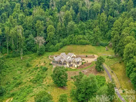 384 Doan Town Road Burnsville NC 28714