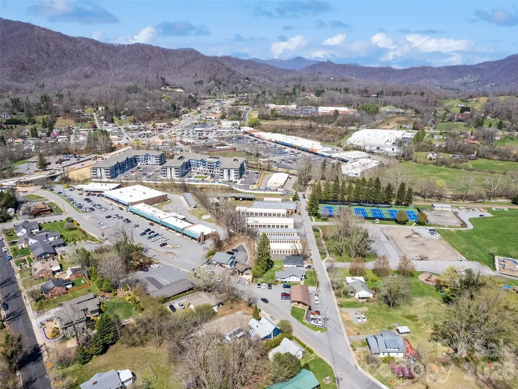 442 And 440 Walnut Street Waynesville NC 28786
