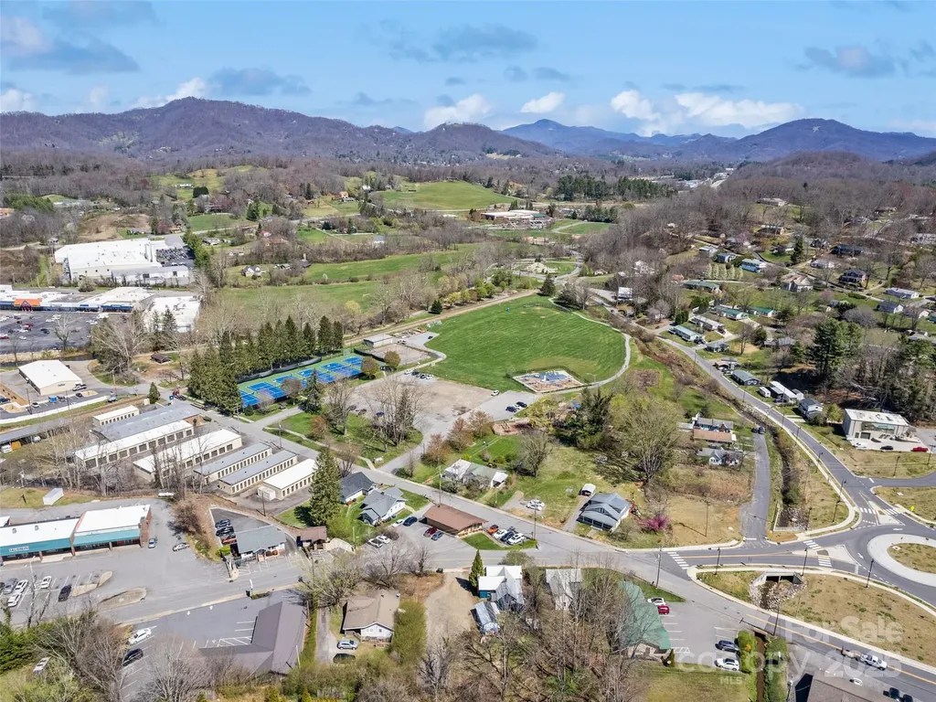 442 And 440 Walnut Street Waynesville NC 28786