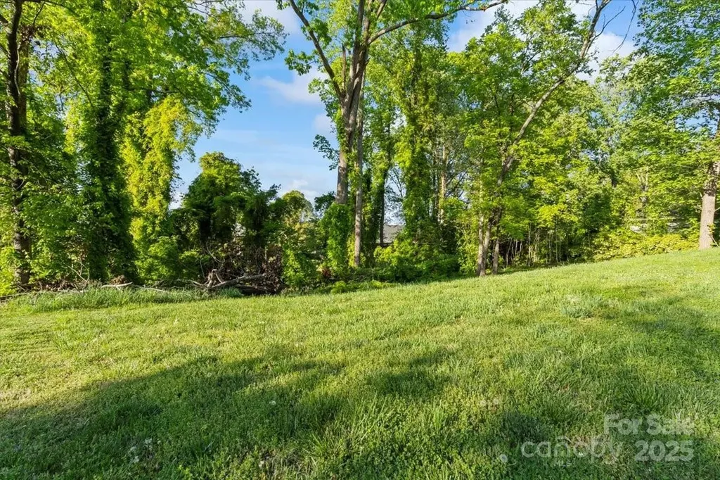 1618 Heatherloch Drive Gastonia NC 28054