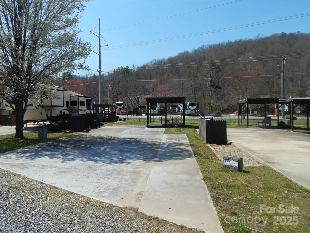 50 Timber Leaf Drive Sylva NC 28779