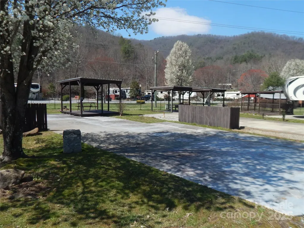 50 Timber Leaf Drive Sylva NC 28779