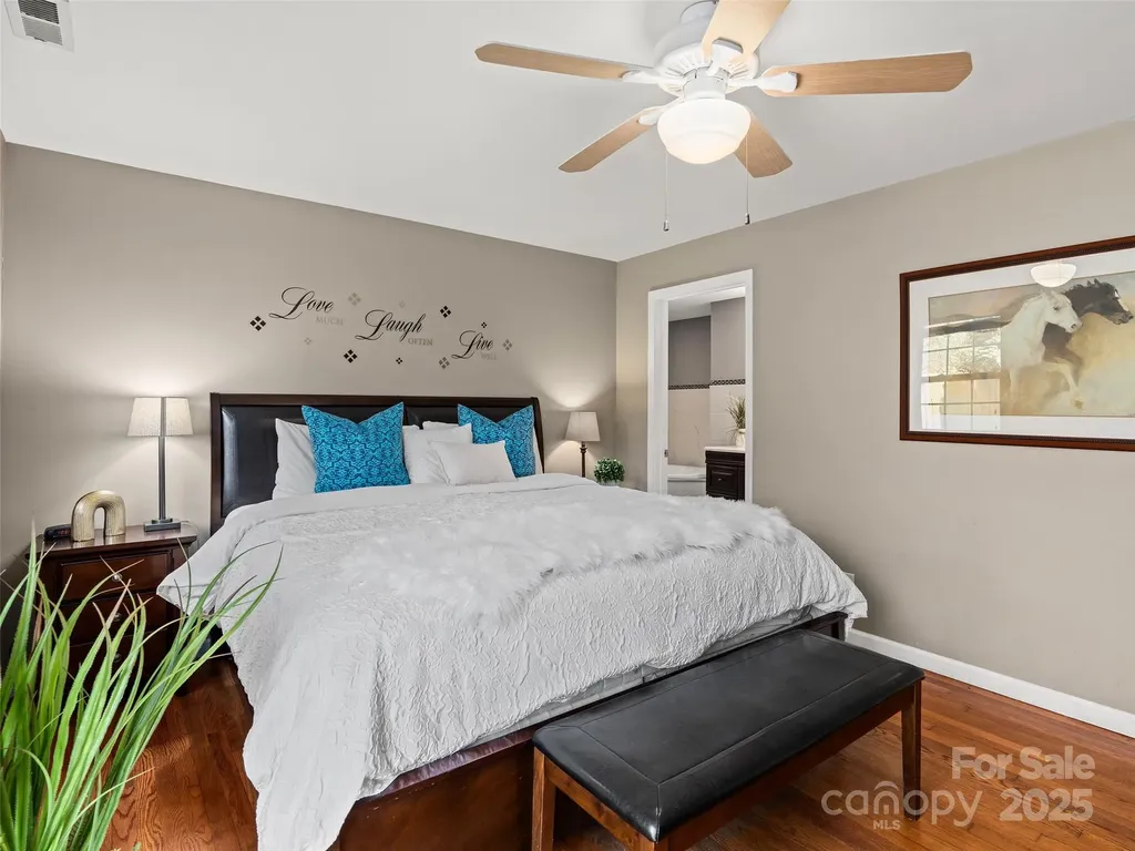 184 Aurora Drive Asheville NC 28805