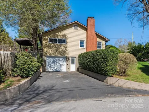 184 Aurora Drive Asheville NC 28805