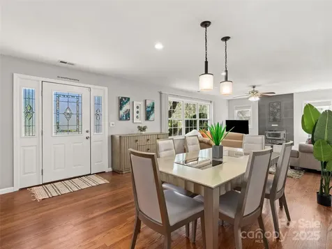 184 Aurora Drive Asheville NC 28805