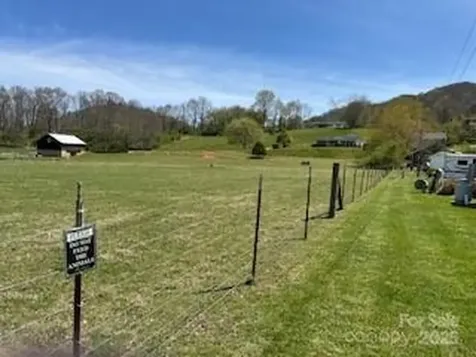 25 Summer Place Drive Waynesville NC 28785