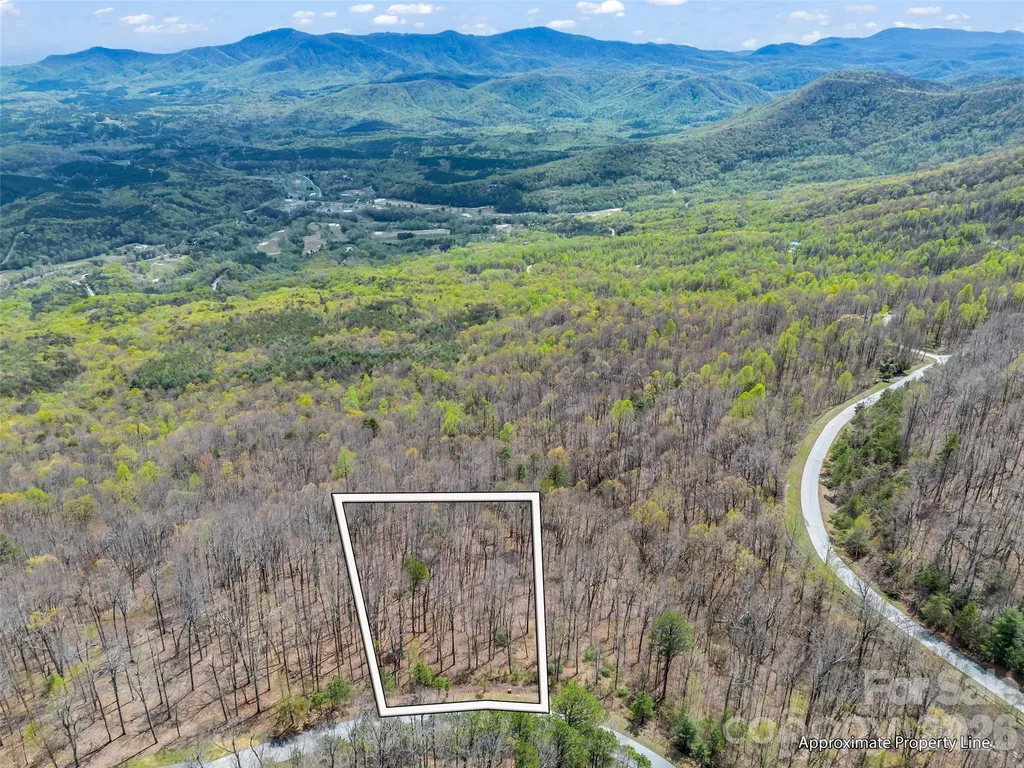 280 Eastman Place Mill Spring NC 28756