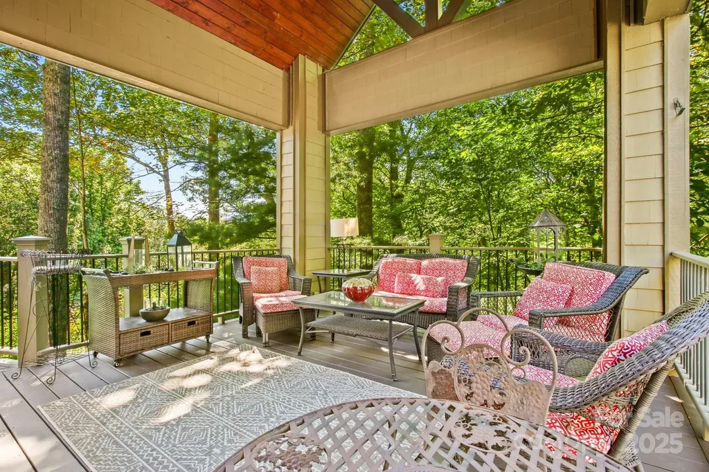 285 Wetherley Boone NC 28607
