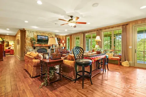285 Wetherley Boone NC 28607