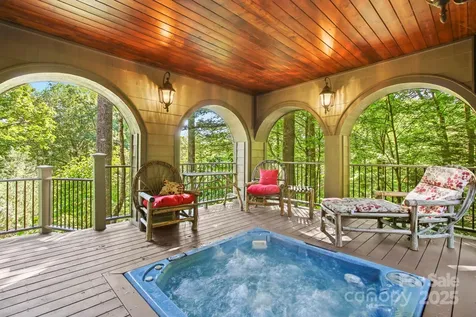 285 Wetherley Boone NC 28607