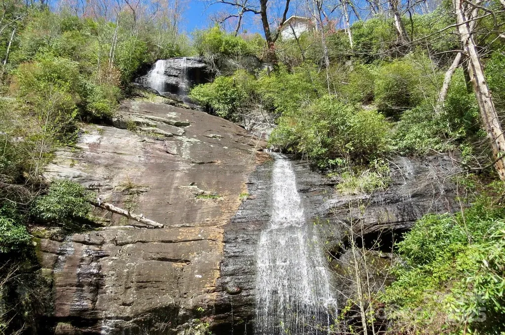 422 Lakeside Drive Lake Toxaway NC 28747