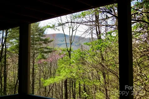422 Lakeside Drive Lake Toxaway NC 28747