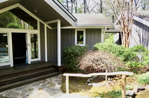 422 Lakeside Drive Lake Toxaway NC 28747