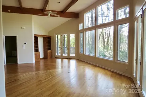 422 Lakeside Drive Lake Toxaway NC 28747