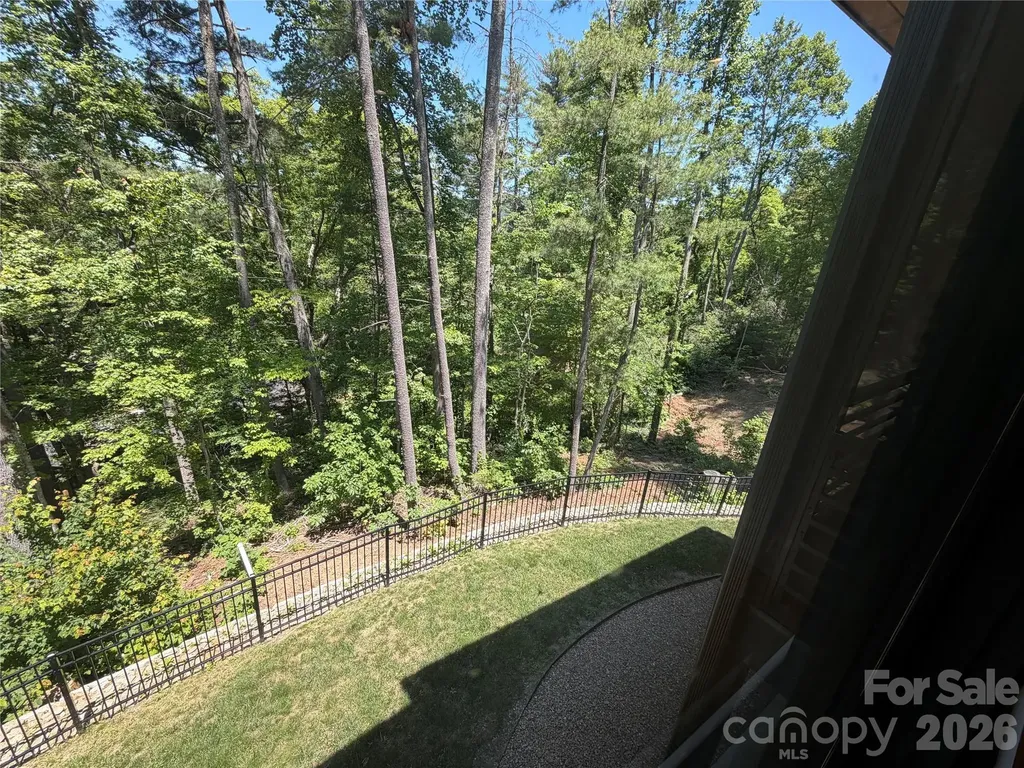 42 Spring Cove Road Asheville NC 28804